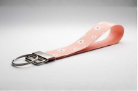 barack virágmintás kulcstartó – könnyű, csuklópántos, praktikus 3