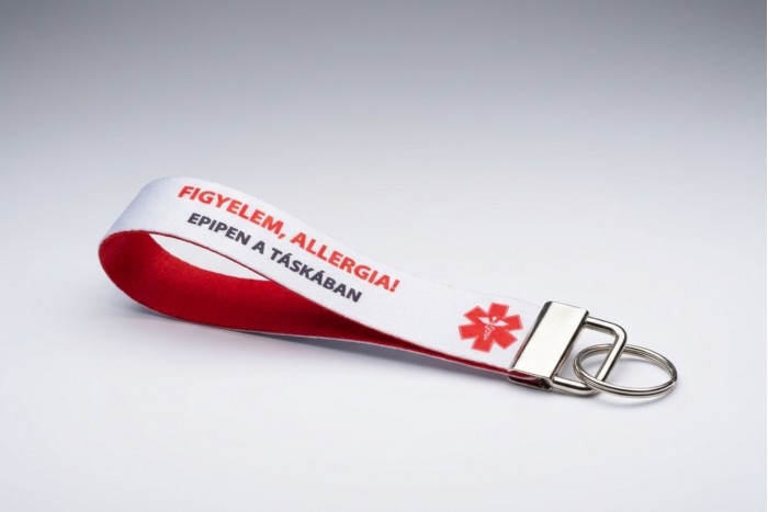 epipen a táskában fehér textil jelölő 2